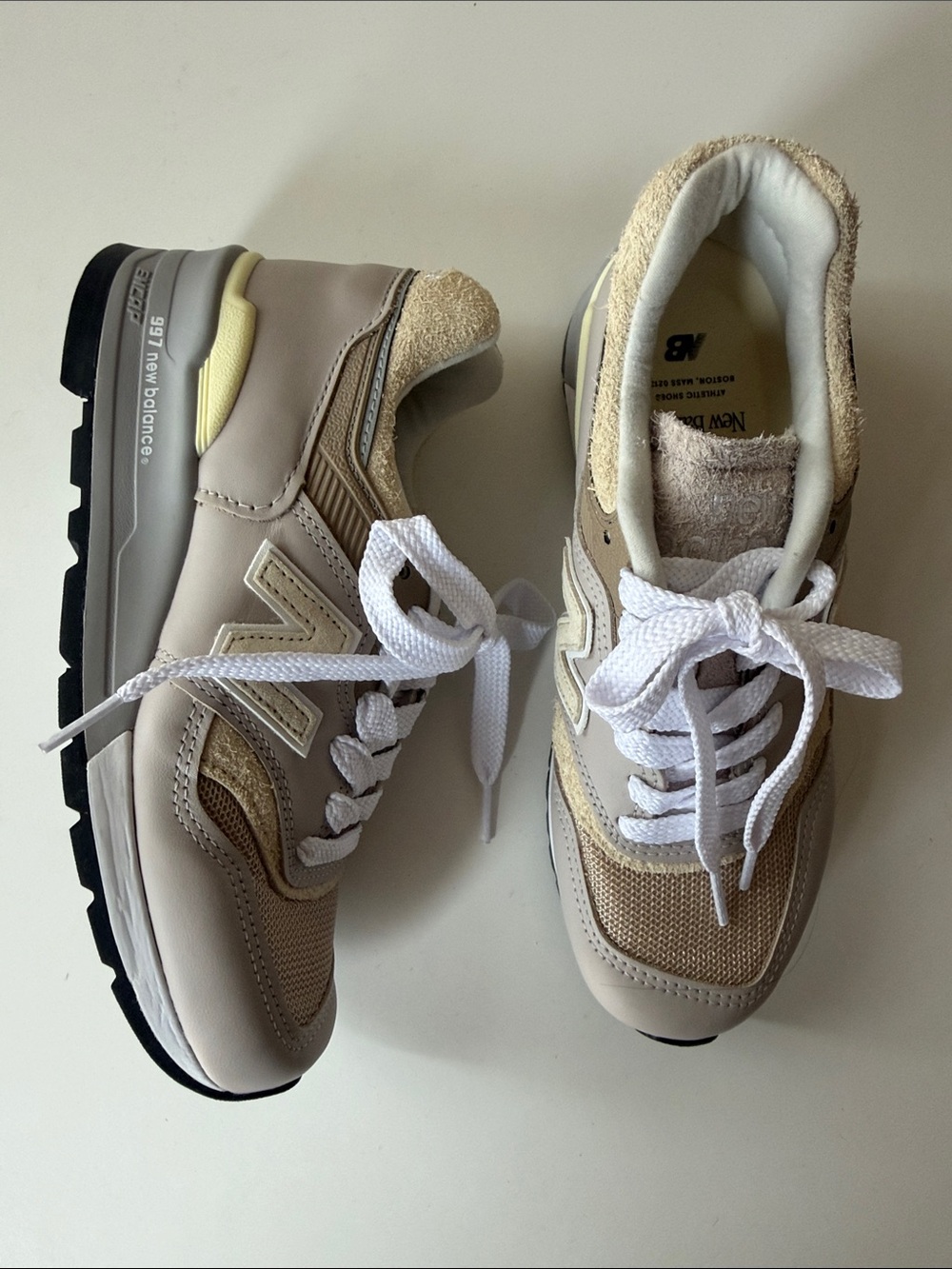 New Balance Beige and White Men's Retro-Style Sneakers